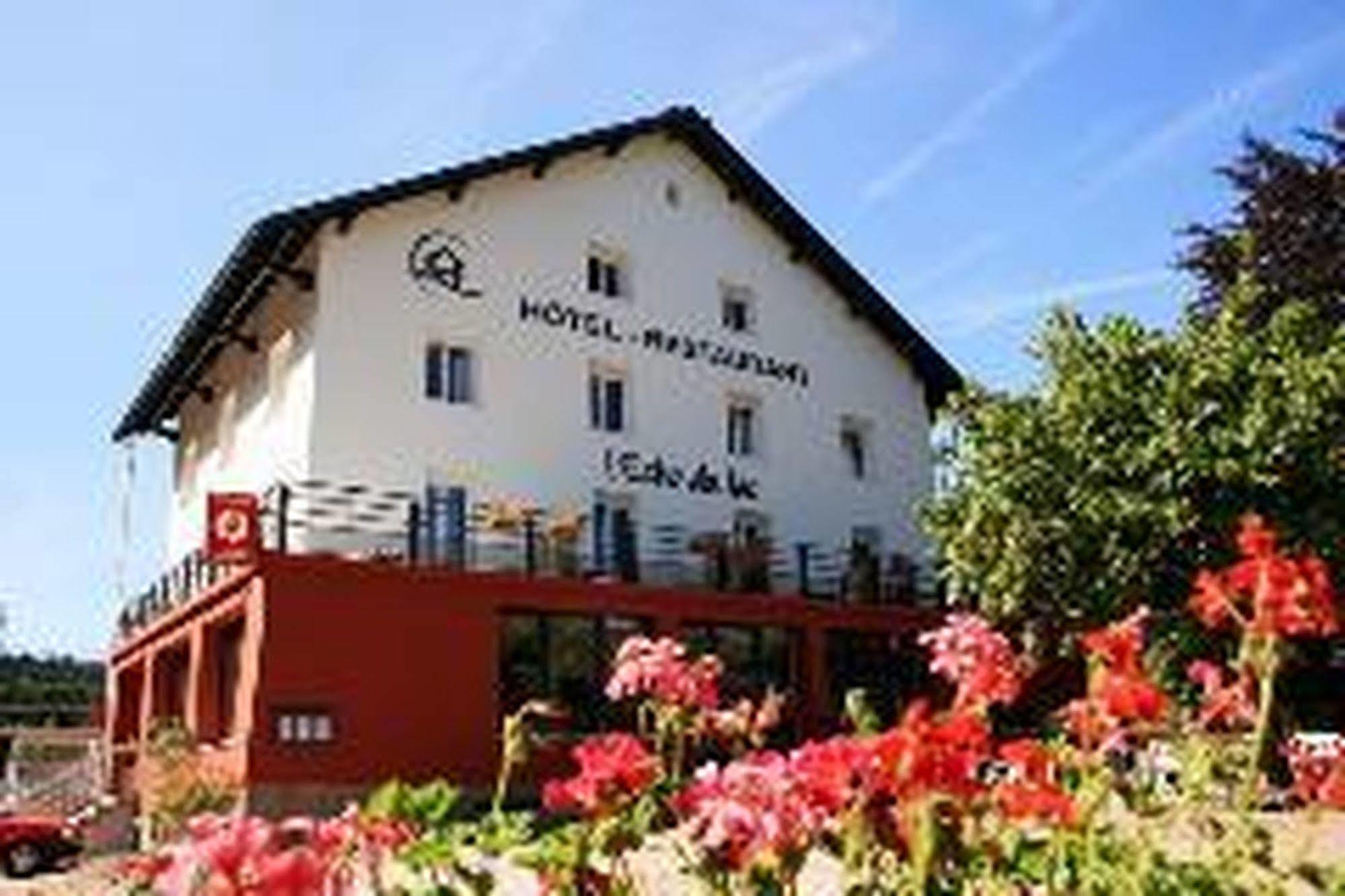 Hotel Restaurant L Echo Du Lac Gérardmer Exterior foto